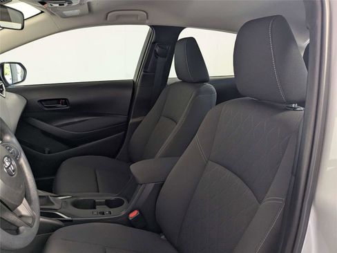 Used 2023 Toyota Corolla LE image 12