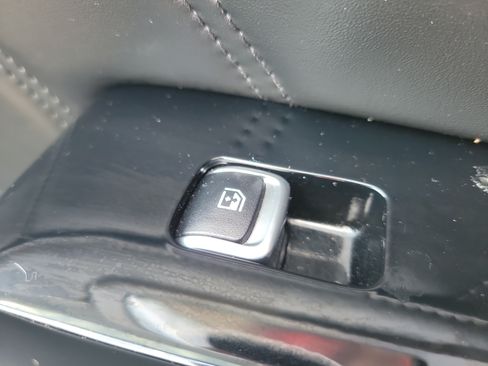 Used 2022 Kia Sorento SX AWD/4WD image 14