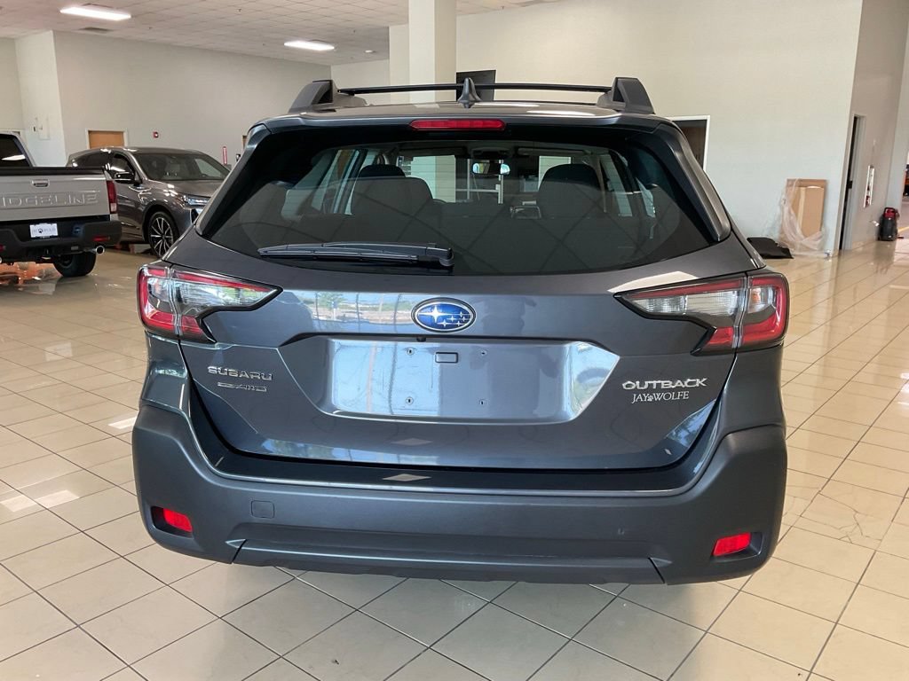 Used 2024 Subaru Outback AWD/4WD image 6