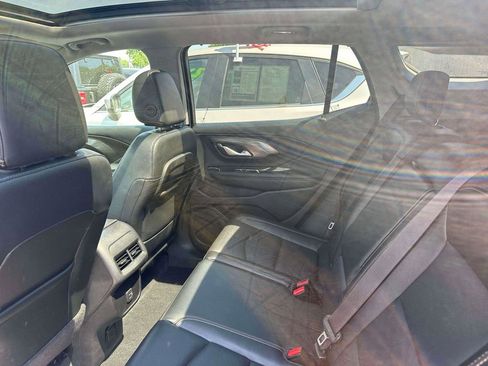 Used 2018 GMC Terrain SLT w/ Preferred Package AWD/4WD image 9