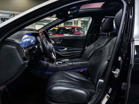 Used 2018 Mercedes-Benz Maybach S 560 4MATIC image 19