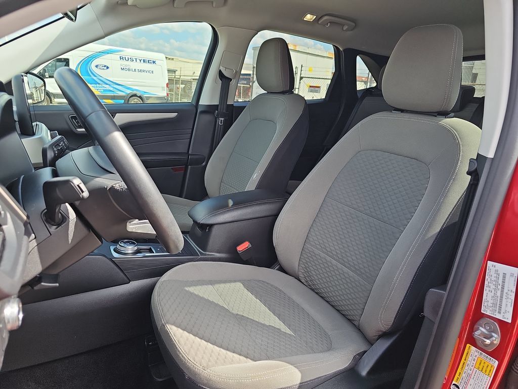 Used 2022 Ford Escape SE w/ Convenience Package FWD image 15