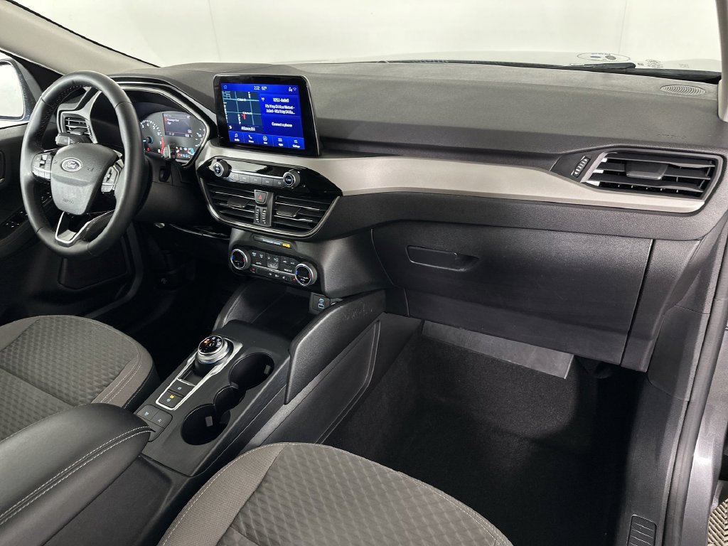 Used 2021 Ford Escape SE w/ SE Sport Appearance Package AWD/4WD image 32