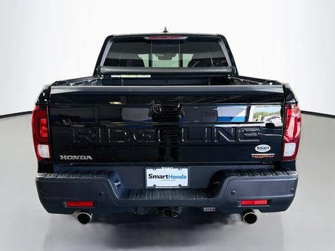 Used 2025 Honda Ridgeline TrailSport image 6