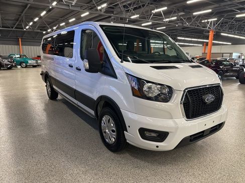 Used 2024 Ford Transit 350 XLT image 2