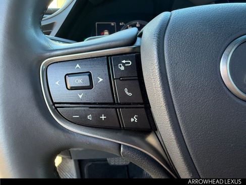 Used 2022 Lexus ES 300h w/ Accessory Package image 15