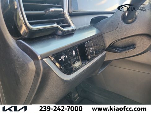 Certified 2023 Kia Sportage EX AWD/4WD image 27