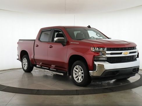 Used 2019 Chevrolet Silverado 1500 LT w/ All-Star Edition image 2