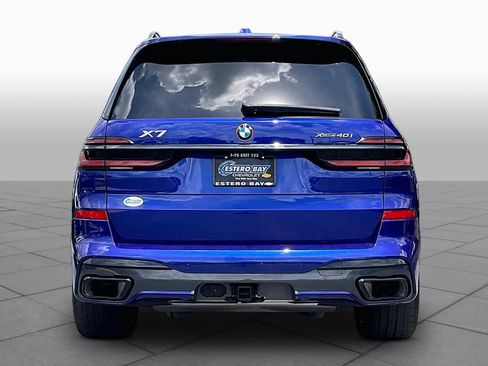Used 2025 BMW X7 xDrive40i AWD/4WD image 5