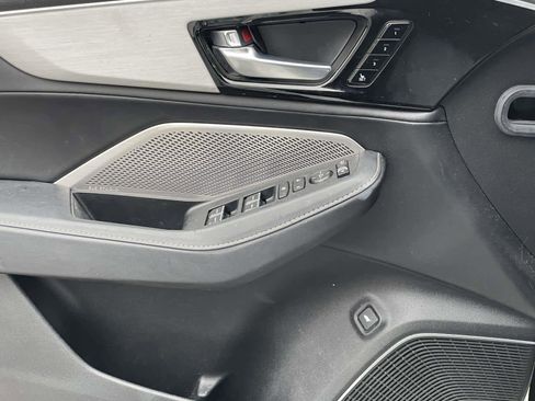 Used 2023 Acura MDX w/Technology Package image 12