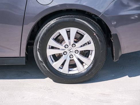 Used 2016 Honda Odyssey EX-L image 9