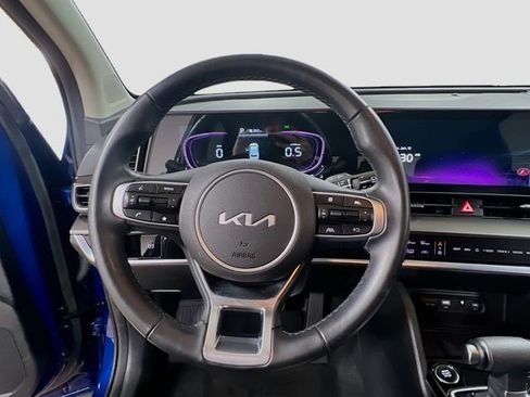 Certified 2025 Kia Sportage EX image 11