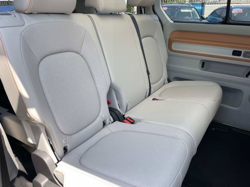 Certified 2025 Volkswagen ID. Buzz 1st Edition RWD image 27