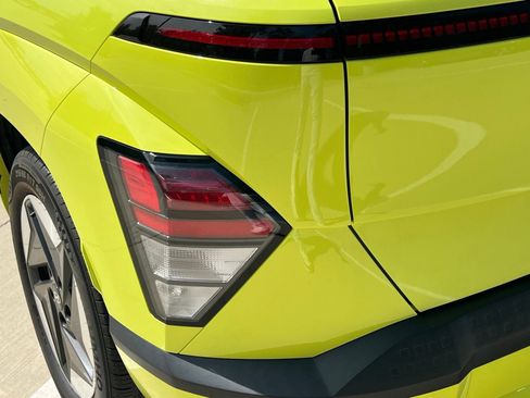 Certified 2024 Hyundai Kona SEL FWD image 11