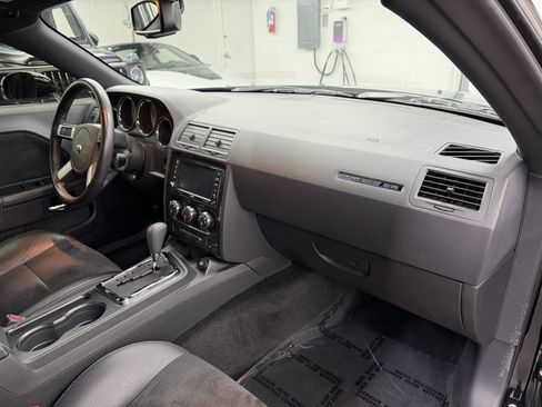 Used 2008 Dodge Challenger SRT8 image 18