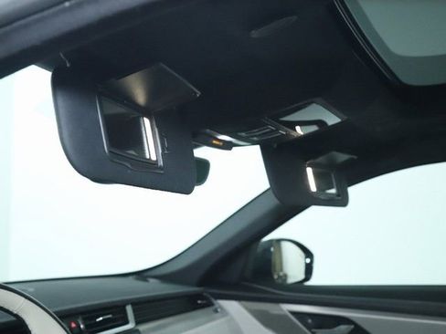 Used 2025 Jaguar F-PACE R-Dynamic S image 20