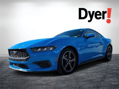 Used 2024 Ford Mustang Premium image 8