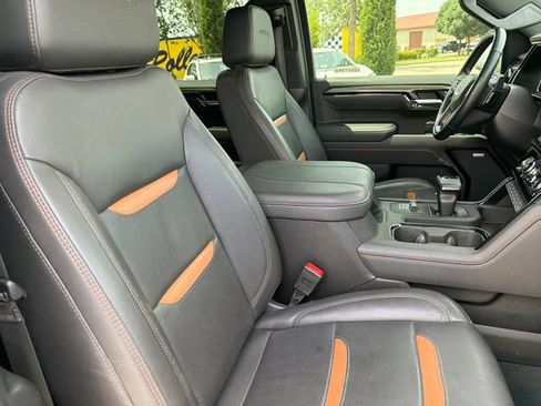 Used 2025 GMC Sierra 1500 AT4 w/ AT4 Premium Package AWD/4WD image 26
