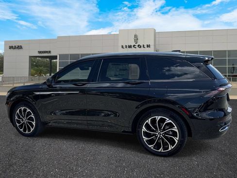 New 2026 Lincoln Nautilus Reserve AWD/4WD image 5