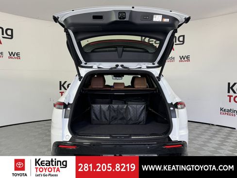 New 2026 Toyota Crown Signia image 11