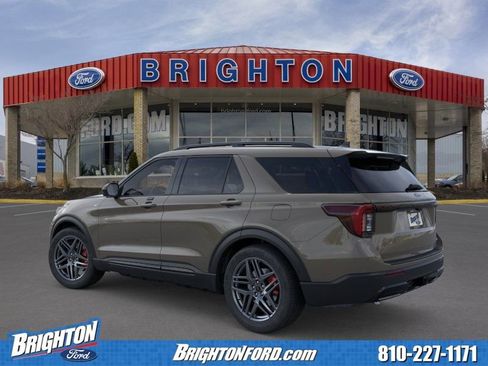 Used 2026 Ford Explorer ST-Line w/ ST-Line Street Pack AWD/4WD image 6