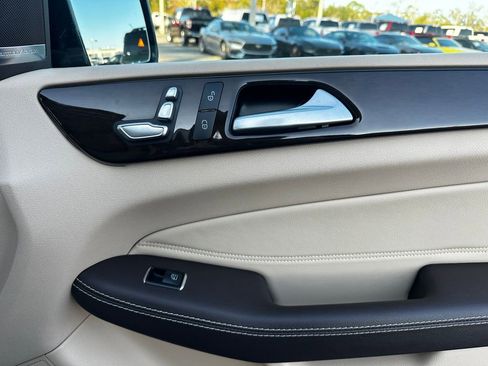 Used 2017 Mercedes-Benz GLE 350 image 42