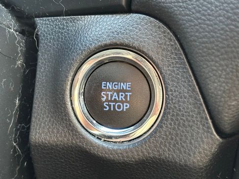 Used 2021 Toyota RAV4 XLE image 13