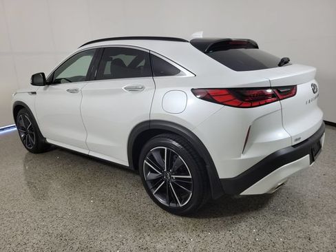 Certified 2025 INFINITI QX55 Luxe w/ Cargo Package AWD/4WD image 3