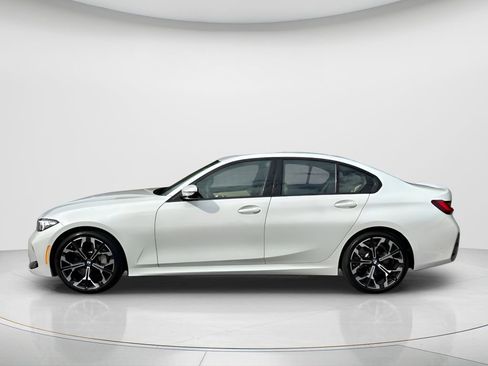 Used 2026 BMW 330i Sedan w/ M Sport Package RWD image 8