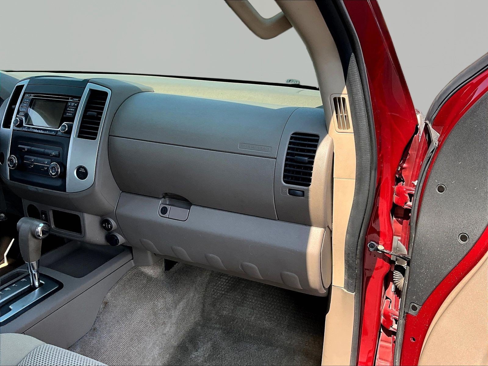 Used 2018 Nissan Frontier SV RWD image 27