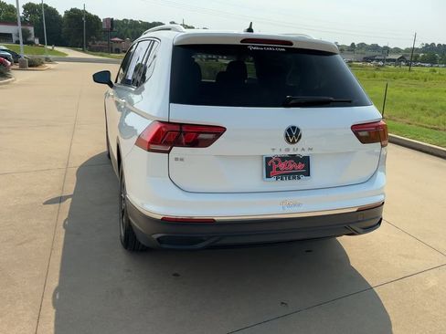Used 2024 Volkswagen Tiguan SE image 7