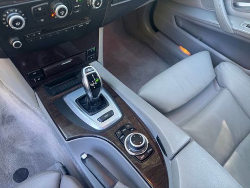 Used 2010 BMW 535i Sedan image 15