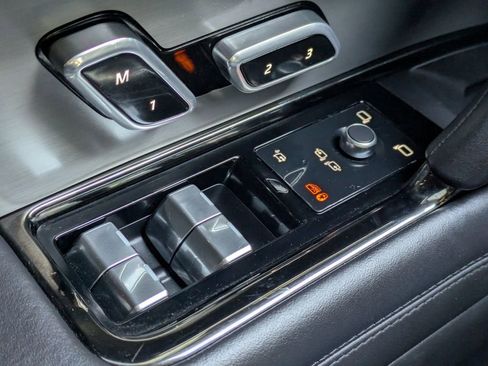 Used 2023 Land Rover Range Rover Sport SE Dynamic image 26