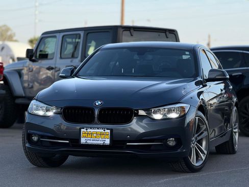 Used 2017 BMW 330i 330i Sedan South Africa image 3