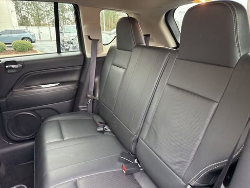 Used 2017 Jeep Compass High Altitude image 11