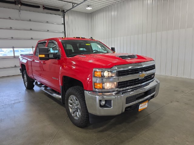 Used 2017 Chevrolet Silverado 3500 LT w/ LT Convenience Package AWD/4WD image 2