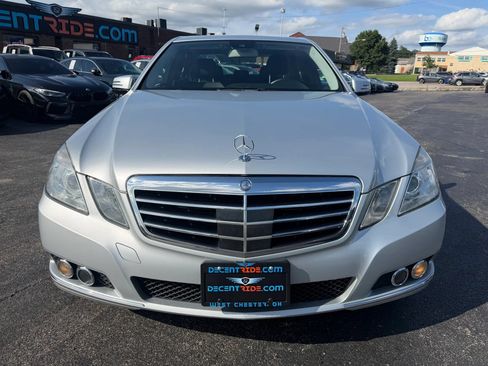 Used 2011 Mercedes-Benz E 550 4MATIC Sedan image 8