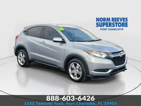 Used 2018 Honda HR-V LX image 1
