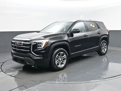 Used 2025 GMC Terrain Elevation