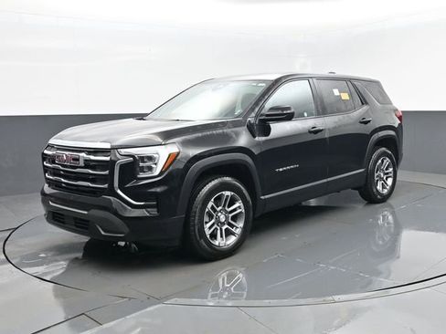 Used 2025 GMC Terrain Elevation image 1