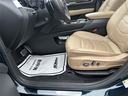 Used 2024 Cadillac XT6 Sport w/ Platinum Package image 19