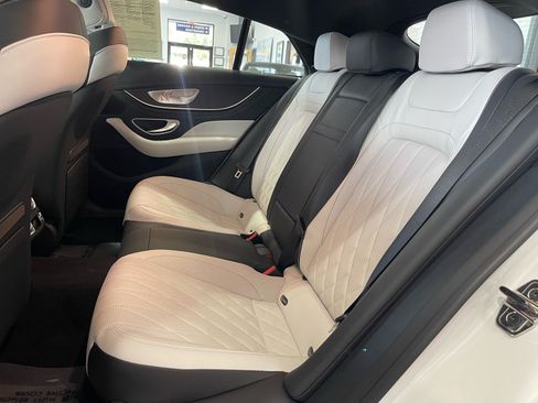 Used 2025 Mercedes-Benz AMG GT 63 image 37
