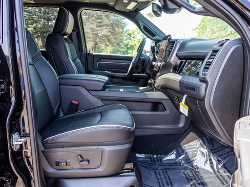 New 2026 RAM 3500 Limited AWD/4WD image 42