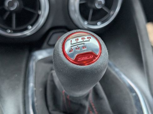 Used 2021 Chevrolet Camaro ZL1 RWD image 12