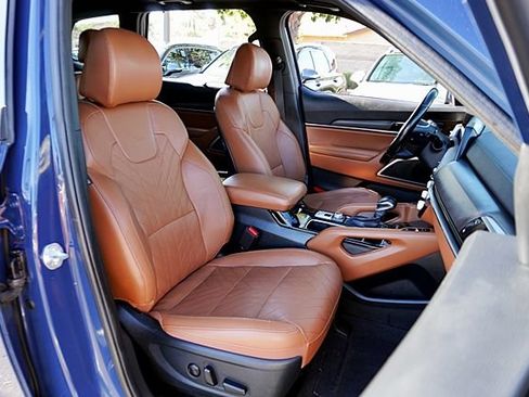 Used 2024 Kia Telluride EX X-Line AWD/4WD image 13