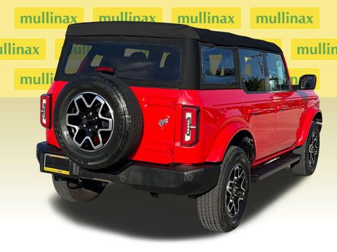 Used 2023 Ford Bronco Outer Banks image 4