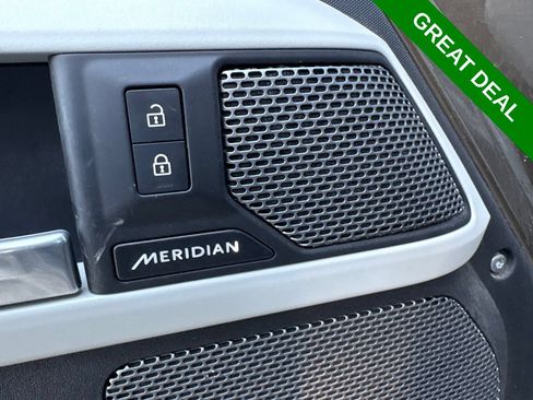 Used 2024 Land Rover Defender 110 S AWD/4WD image 15