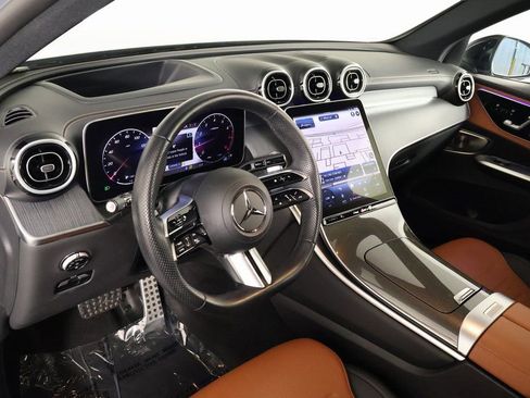 Certified 2023 Mercedes-Benz GLC 300 image 7