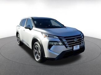 Used 2025 Nissan Rogue SV video 2