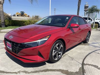 Used 2023 Hyundai Elantra SEL w/ Convenience Package
